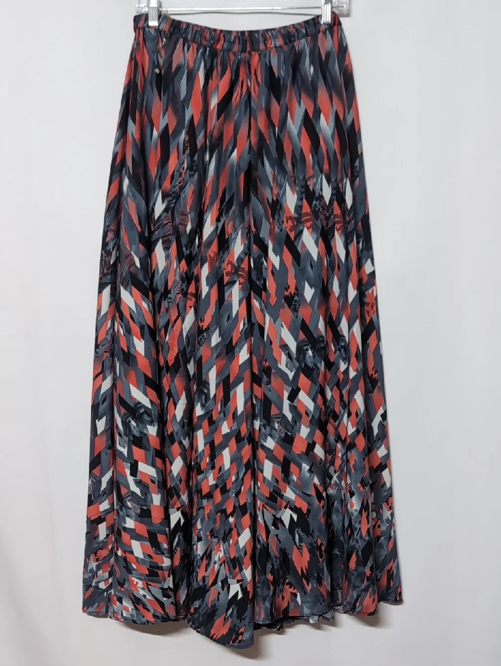 Mix Nouveau Tri-Colored Diamond Pattern Maxi Skirt - Picture 3 of 8